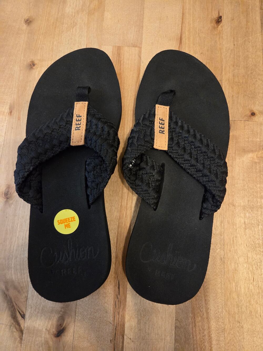 Reef Cushion Threads Women's Flip Flops Black Size 6 NWOT